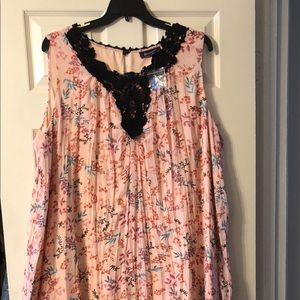 Beautiful, light summer maxi dress.